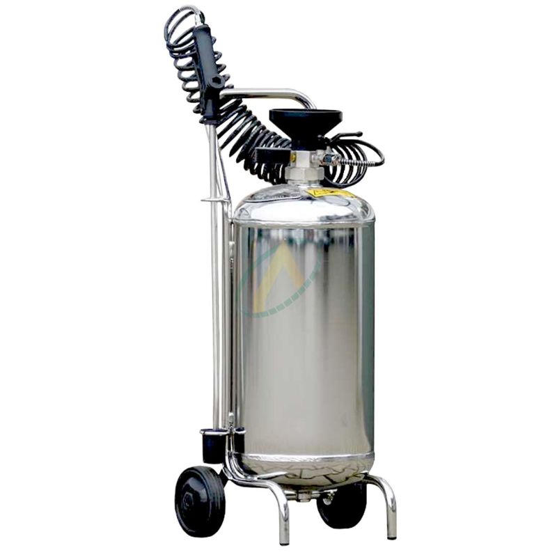 Pro - Pulvérisateur de mousse verni 50L 6bar lance 900mm - FOAMJET SV50  Lavor