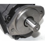 Moteur hydraulique pour débroussailleuse mc connel 500E